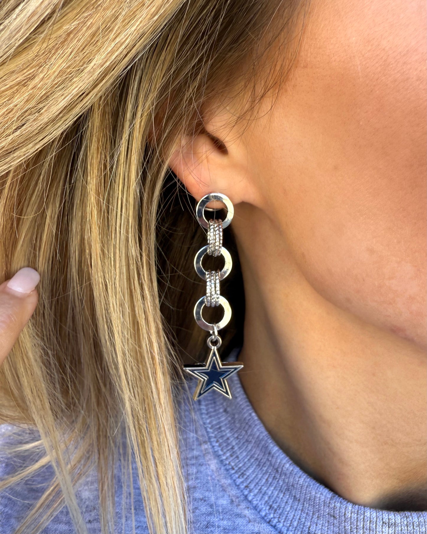 Dallas Cowboys Circle Links Post Earrings