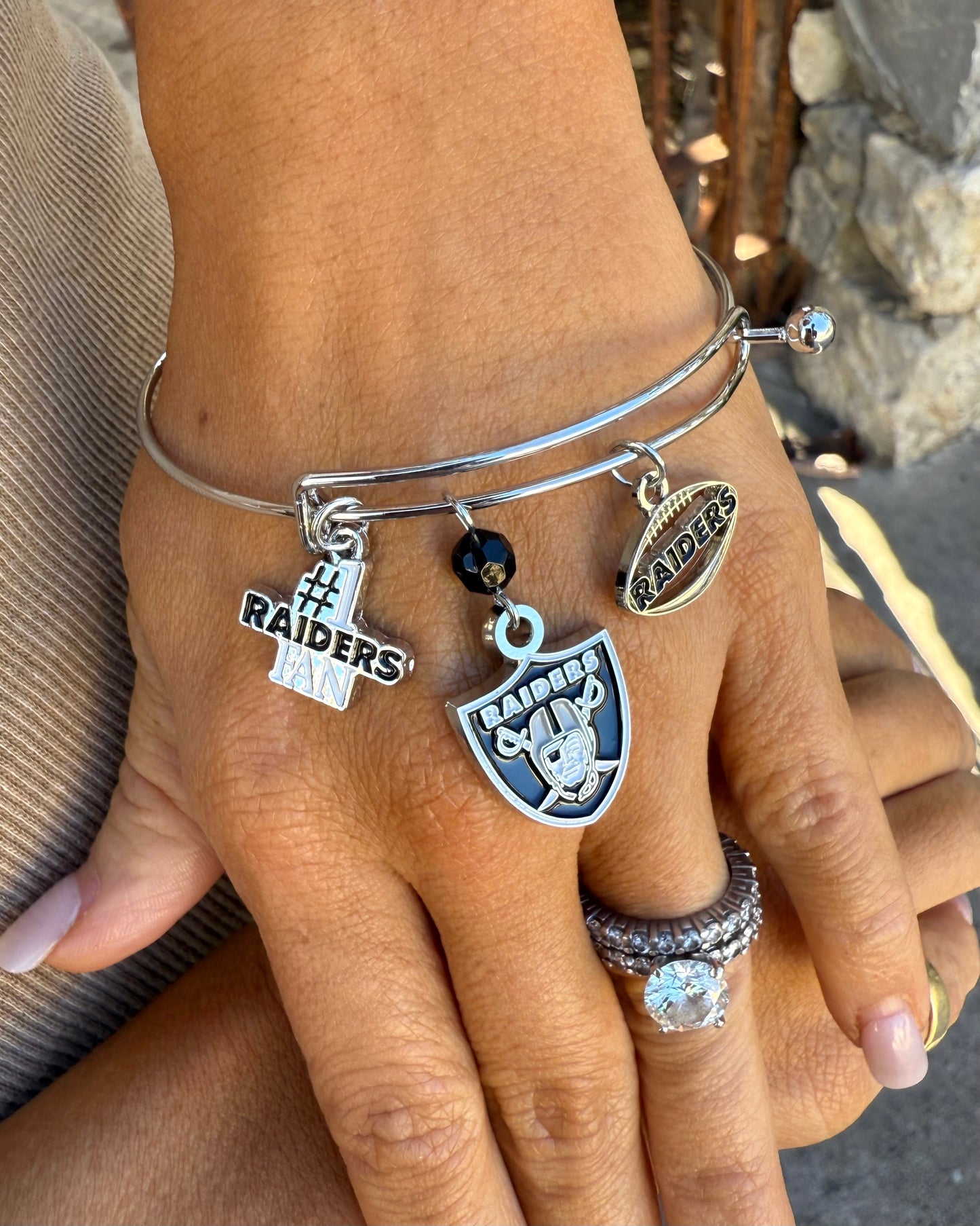 Las Vegas Raiders Three Charm Logo Bracelet